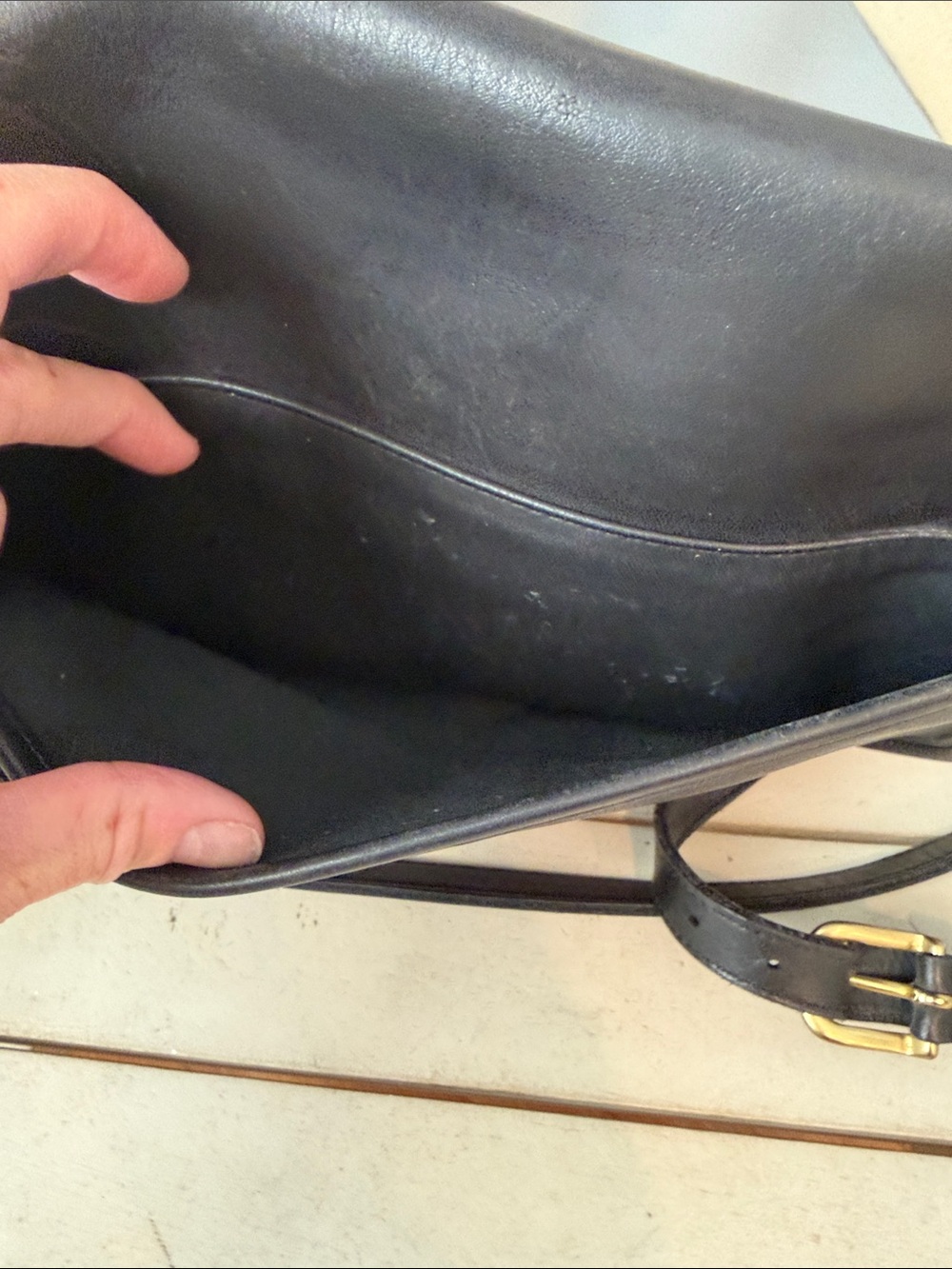 Coach Classic Black Leather Crossbody Shoulder Bag - Picture 7 of 11